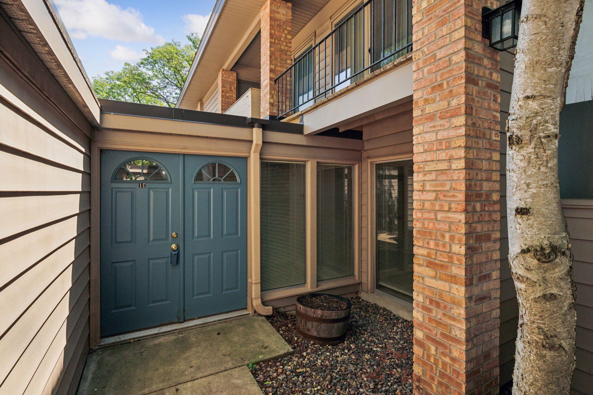 6308 Barrie Road Unit: 1C