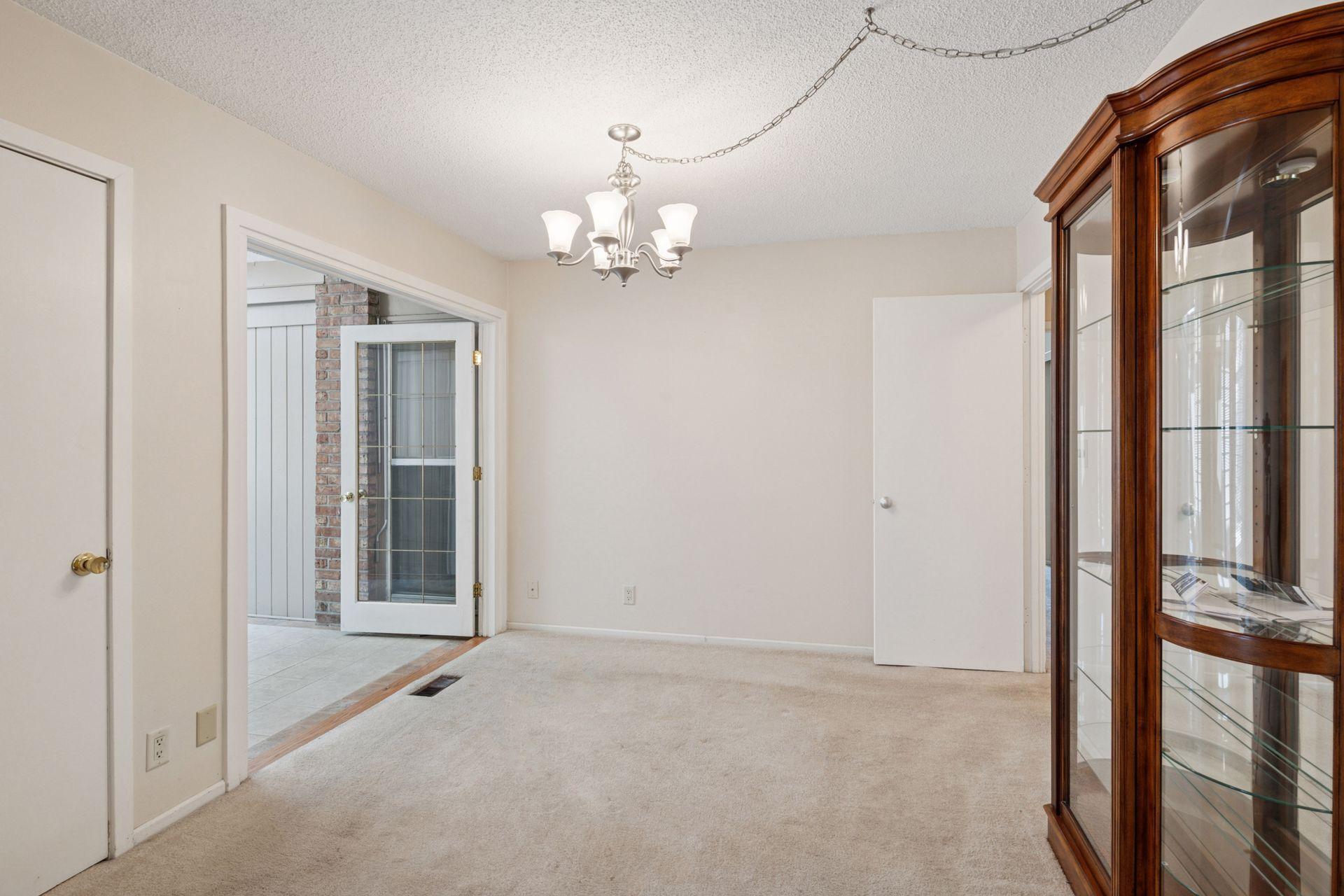 6308 Barrie Road Unit: 1C