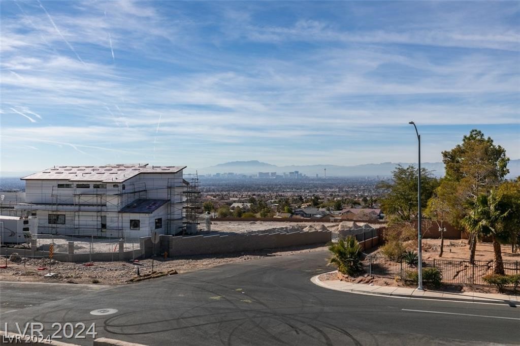 1831 Balzac Drive