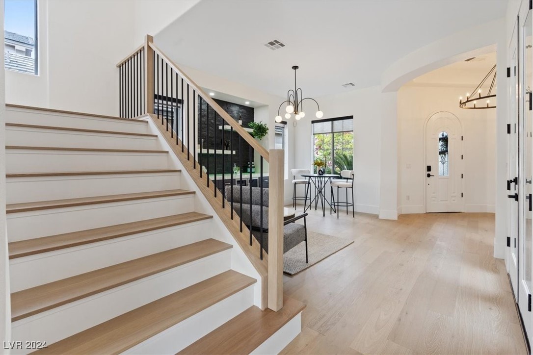 2019 Orchard Mist Street