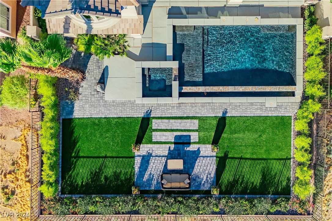 2019 Orchard Mist Street