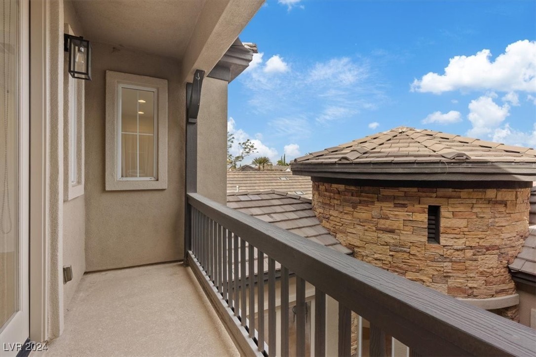 2019 Orchard Mist Street
