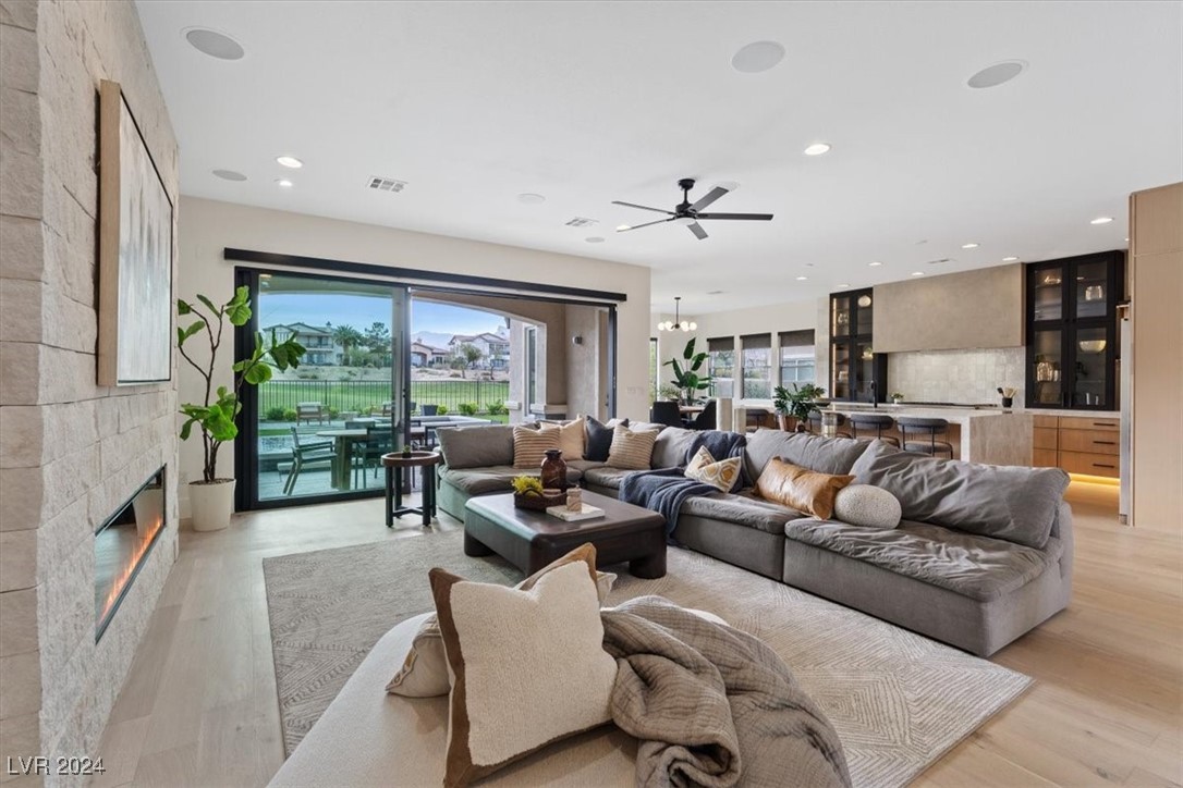 2019 Orchard Mist Street