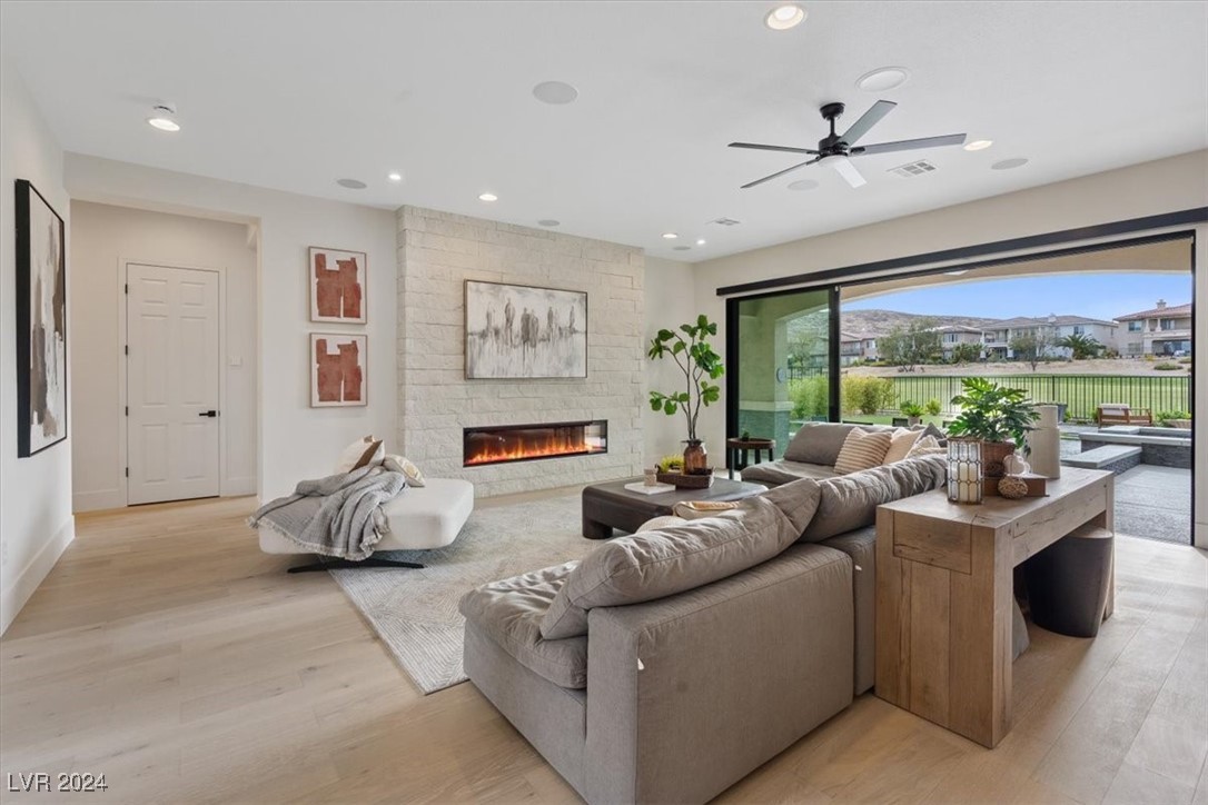2019 Orchard Mist Street