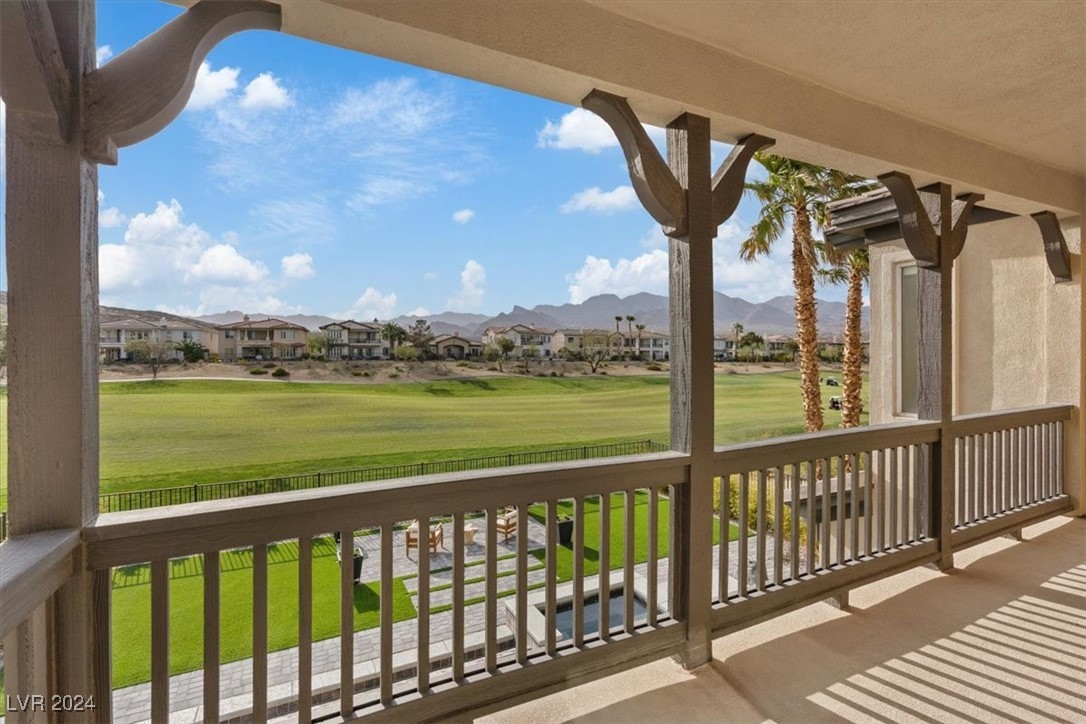 2019 Orchard Mist Street