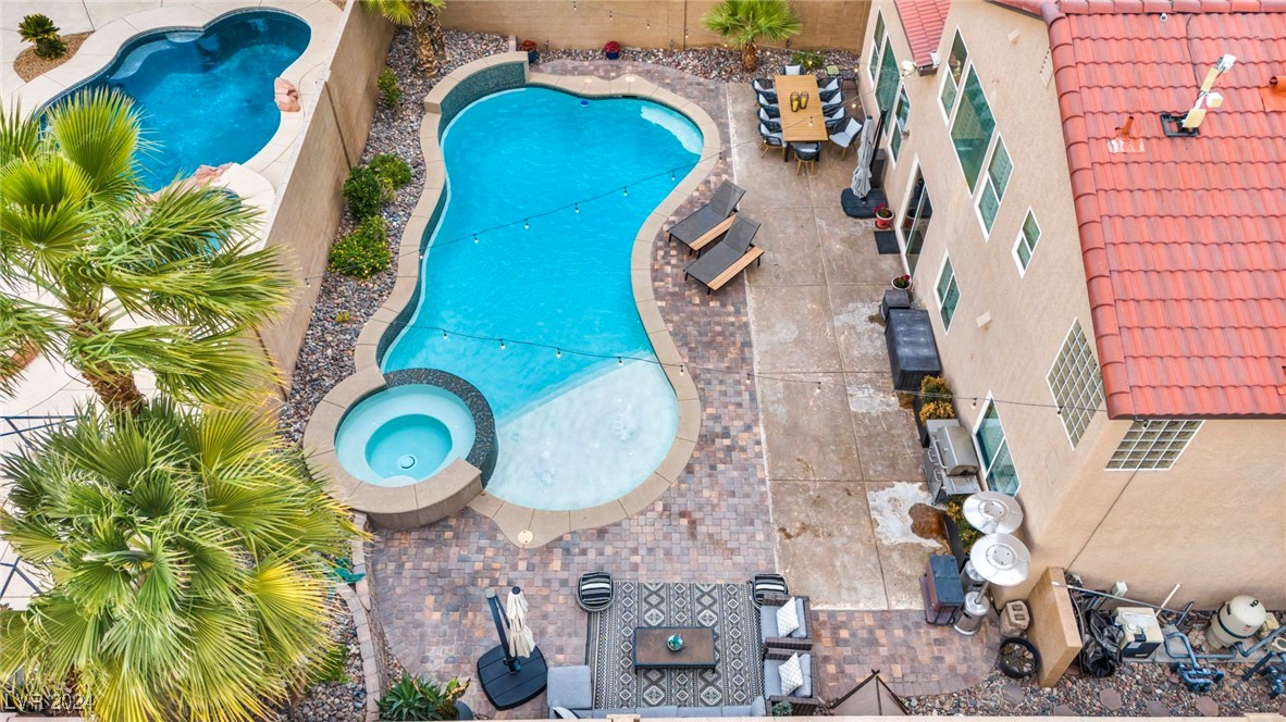 7797 Victoria Falls Court