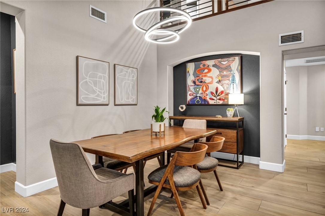 7797 Victoria Falls Court