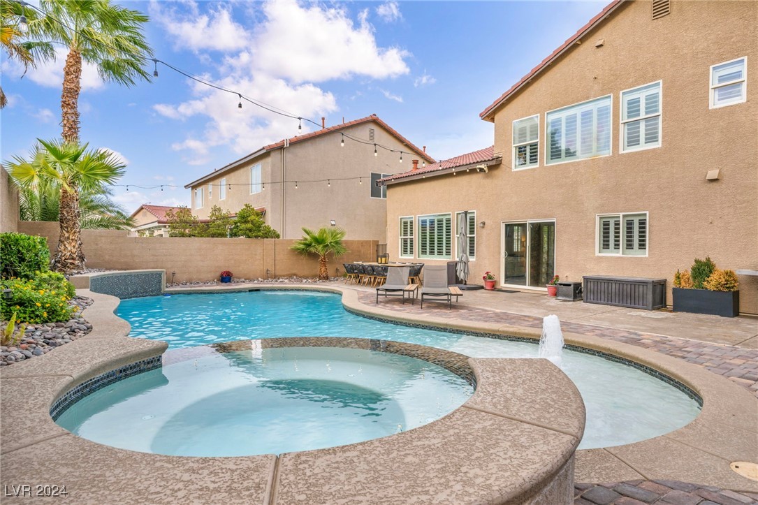 7797 Victoria Falls Court