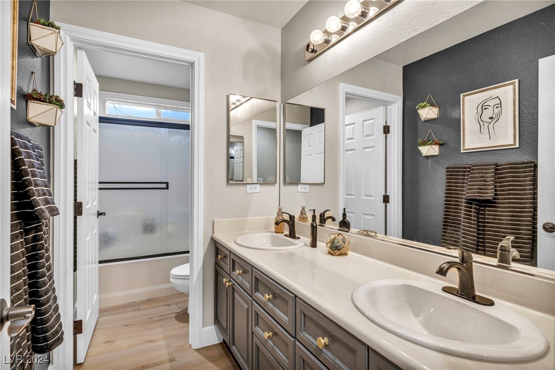 7797 Victoria Falls Court