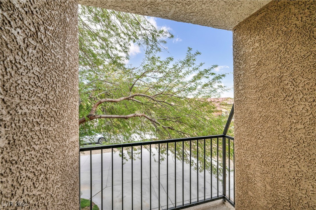 7797 Victoria Falls Court