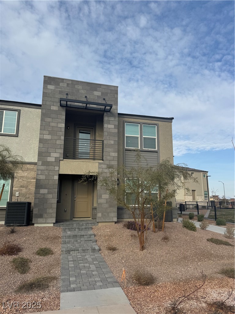 1088 Ammonite Avenue