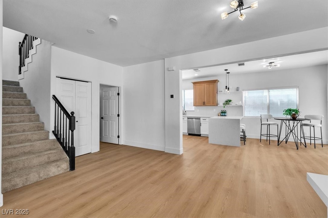 7736 Crenshaw Way