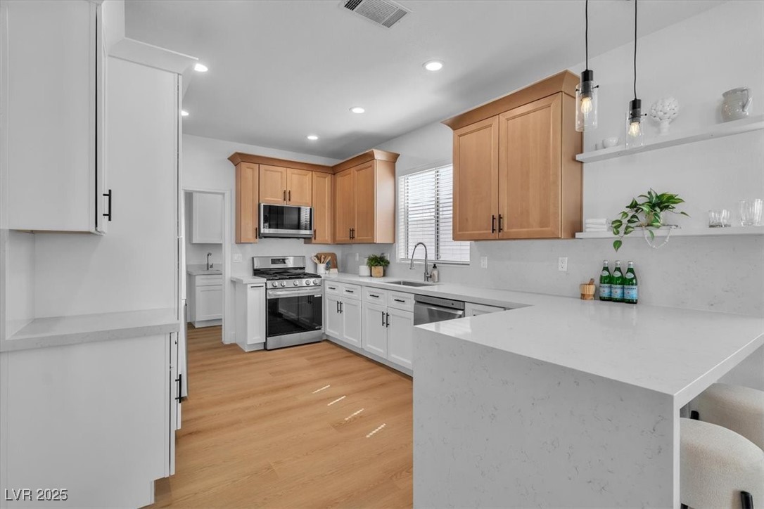 7736 Crenshaw Way