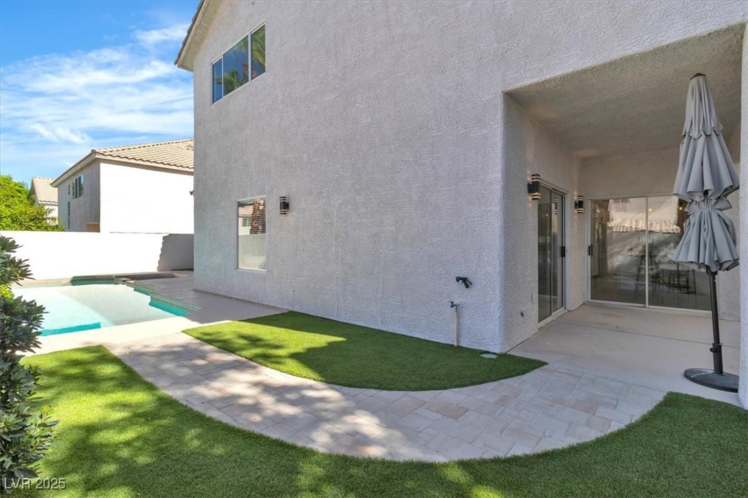 7736 Crenshaw Way