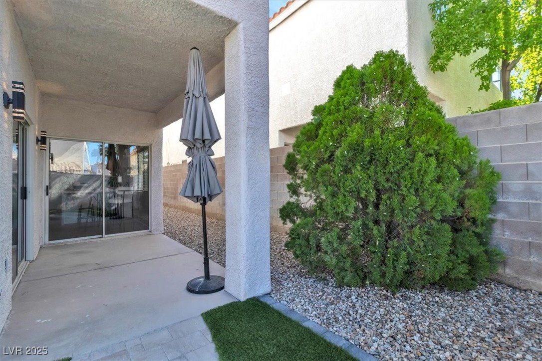 7736 Crenshaw Way