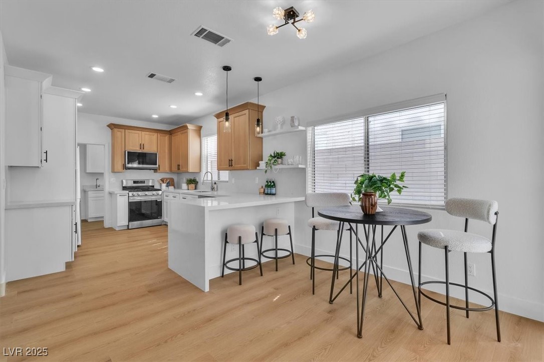 7736 Crenshaw Way