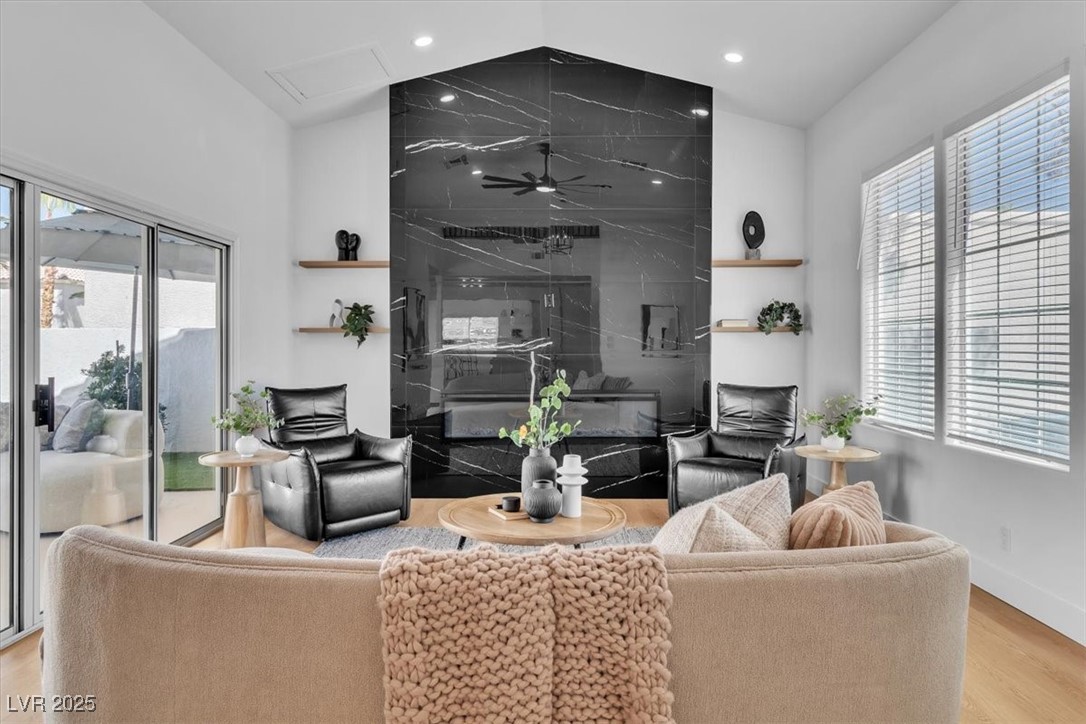7736 Crenshaw Way