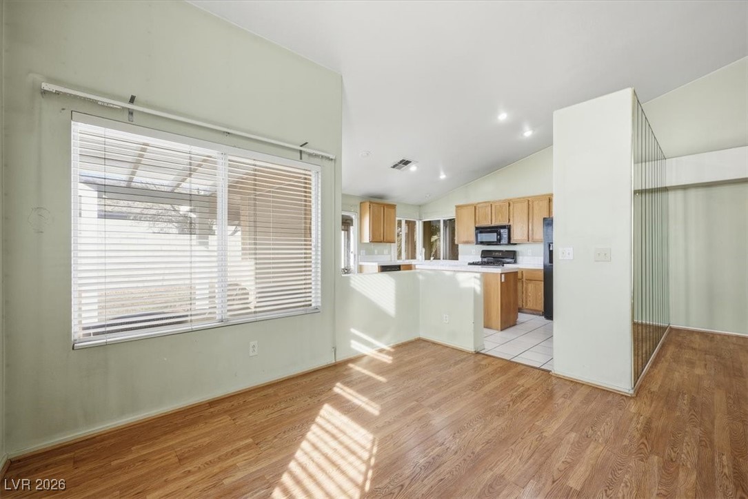 5523 Foxtail Ridge Street