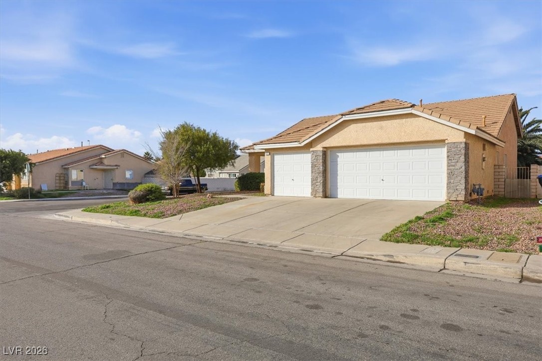 5523 Foxtail Ridge Street