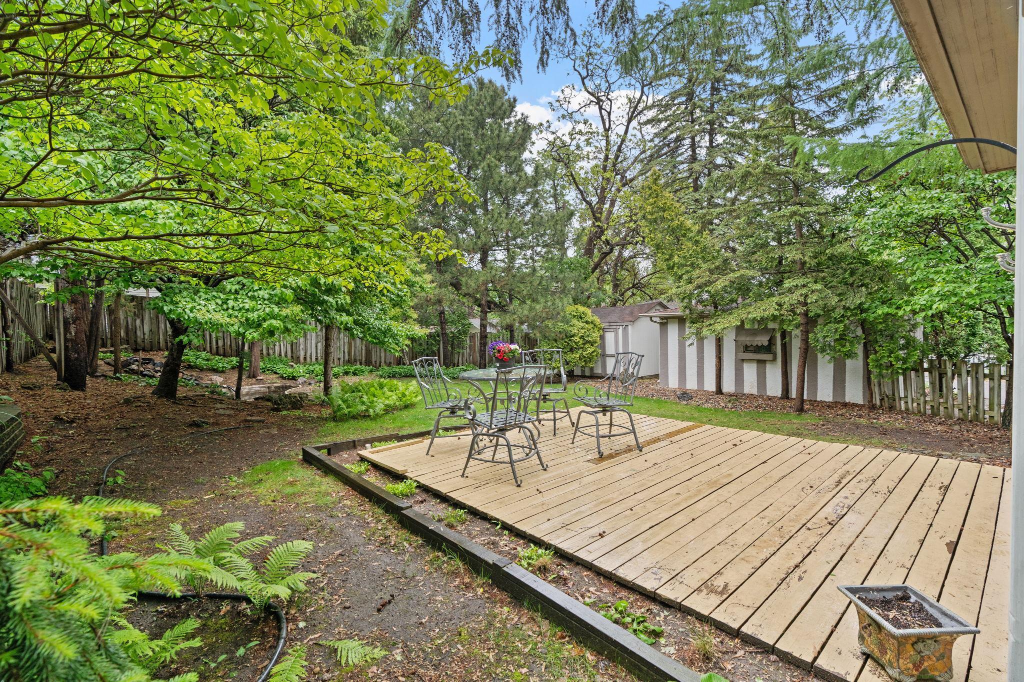 324 W Diamond Lake Road