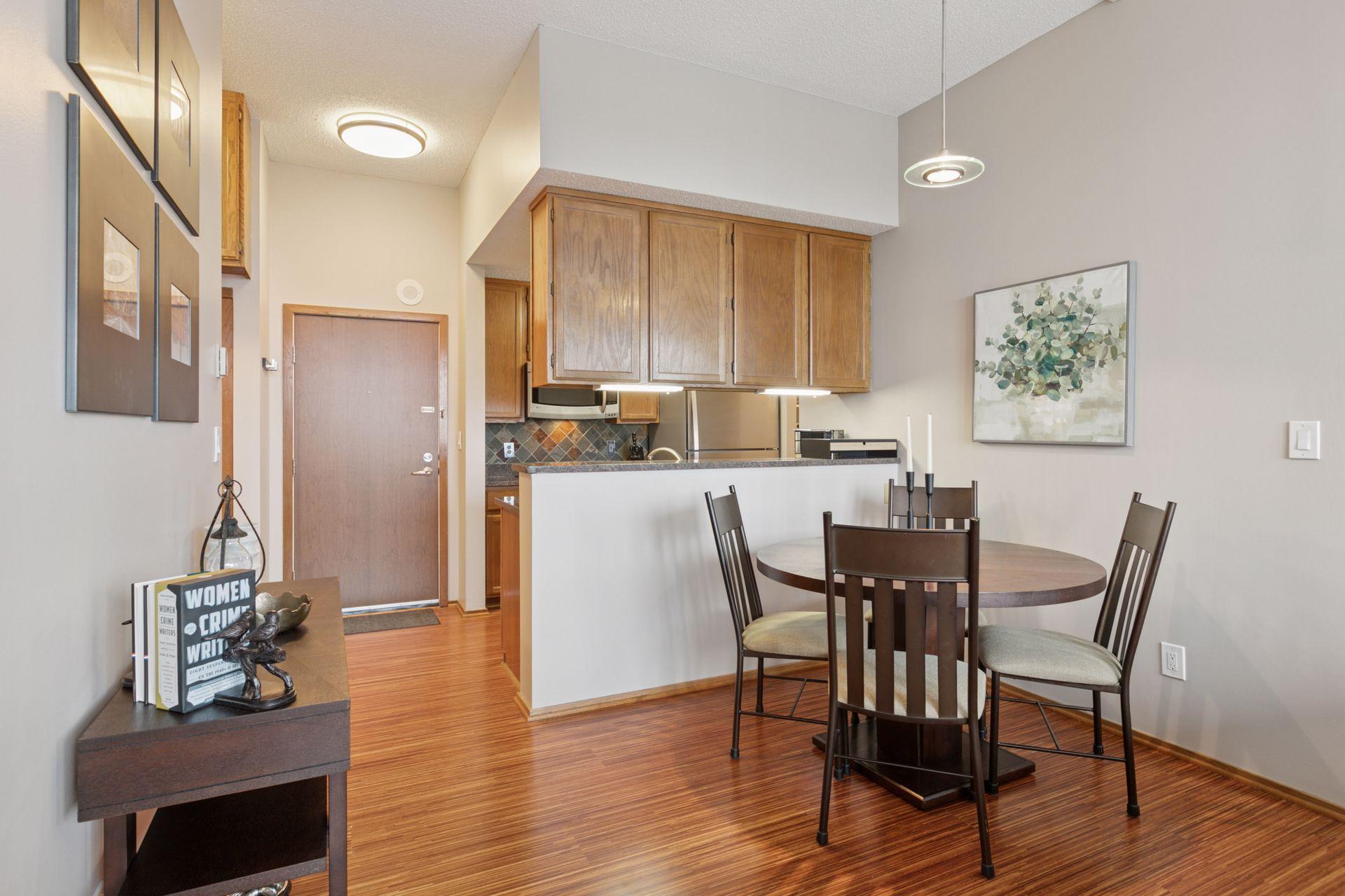 433 S 7th Street Unit: 2308