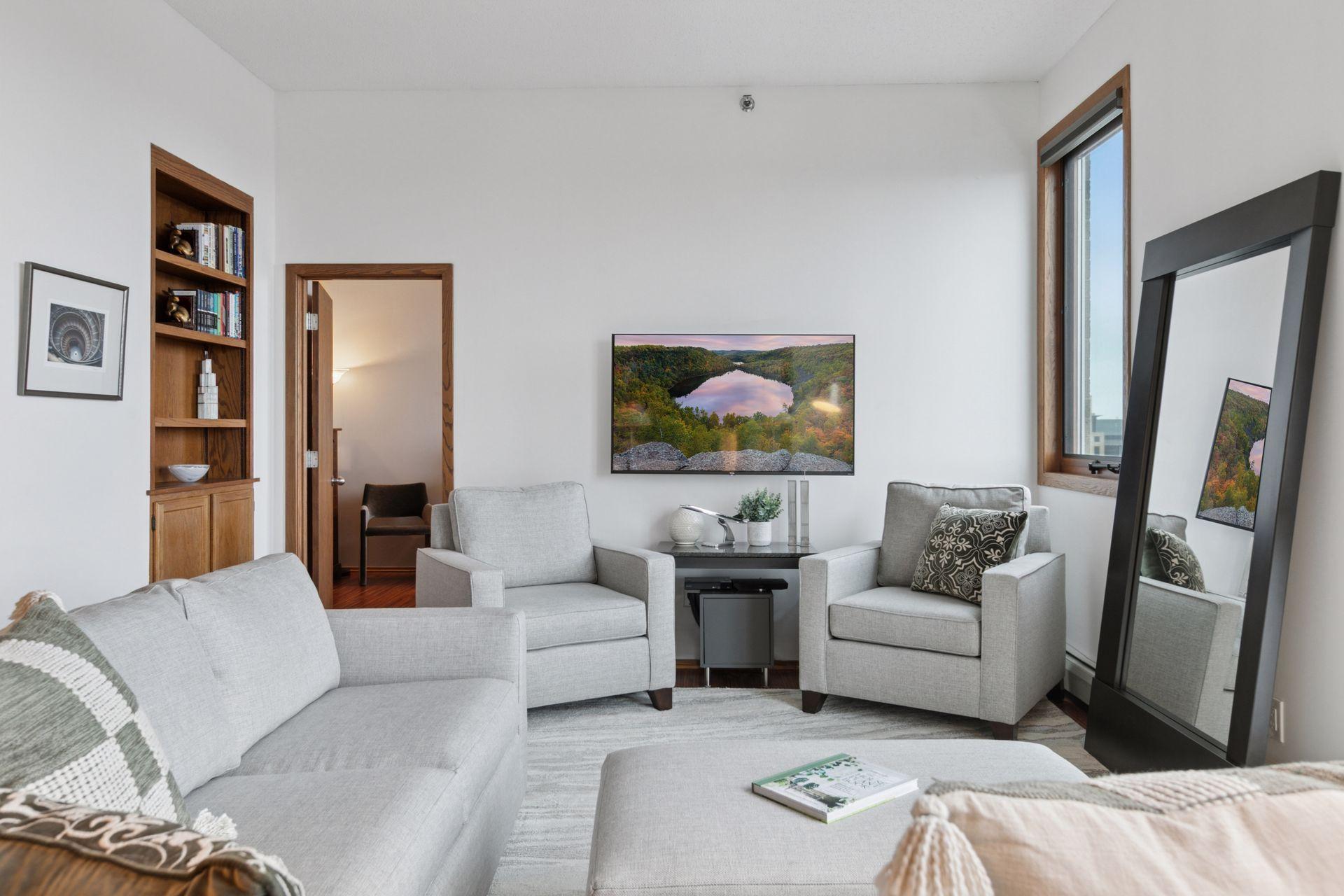 433 S 7th Street Unit: 2308