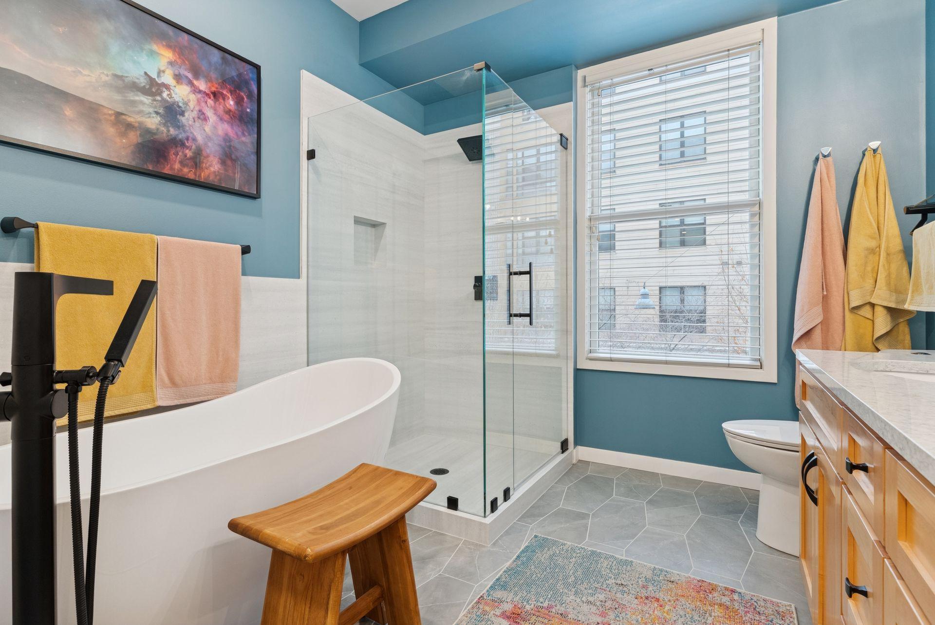 209 8th Street E Unit: 201
