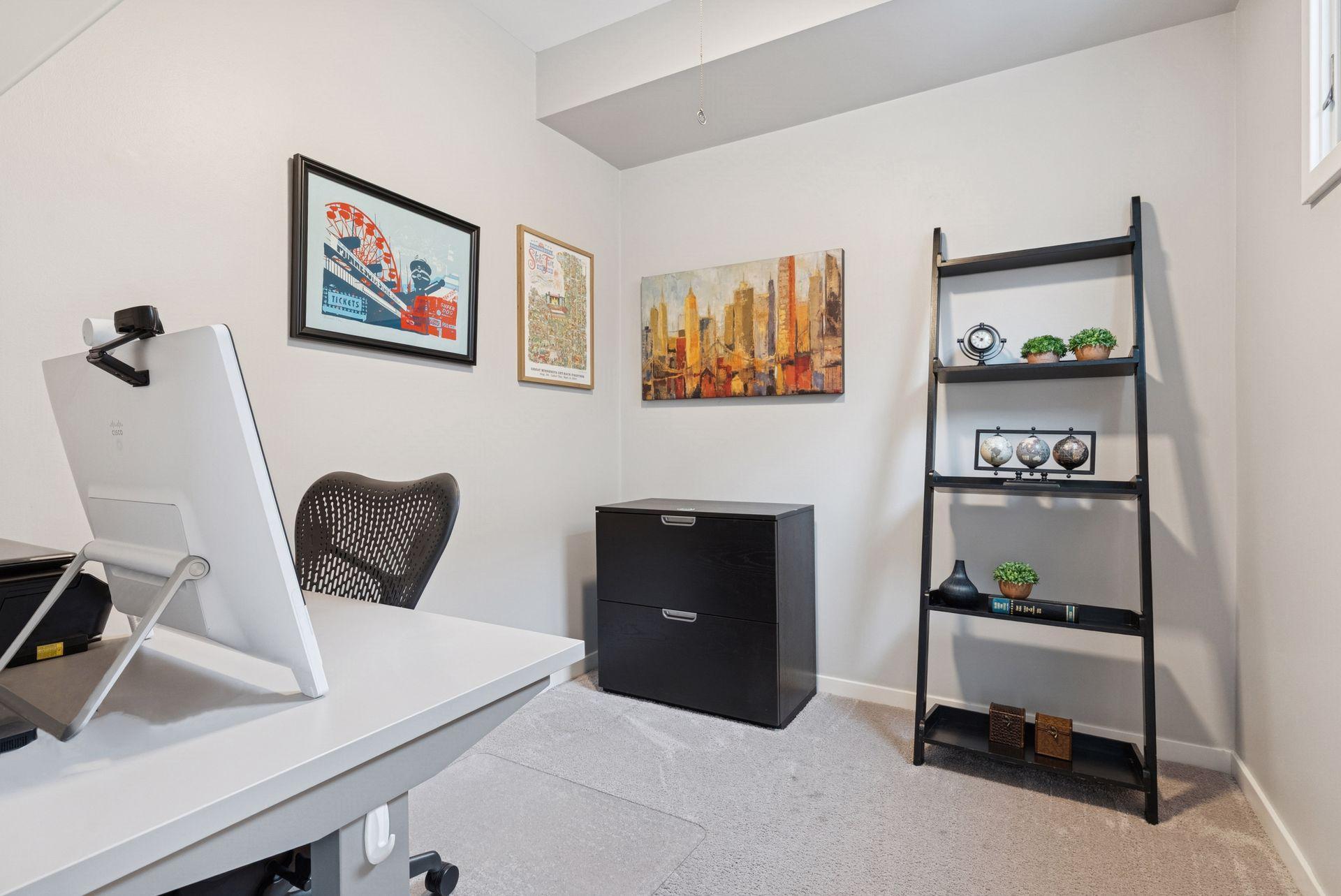 209 8th Street E Unit: 201