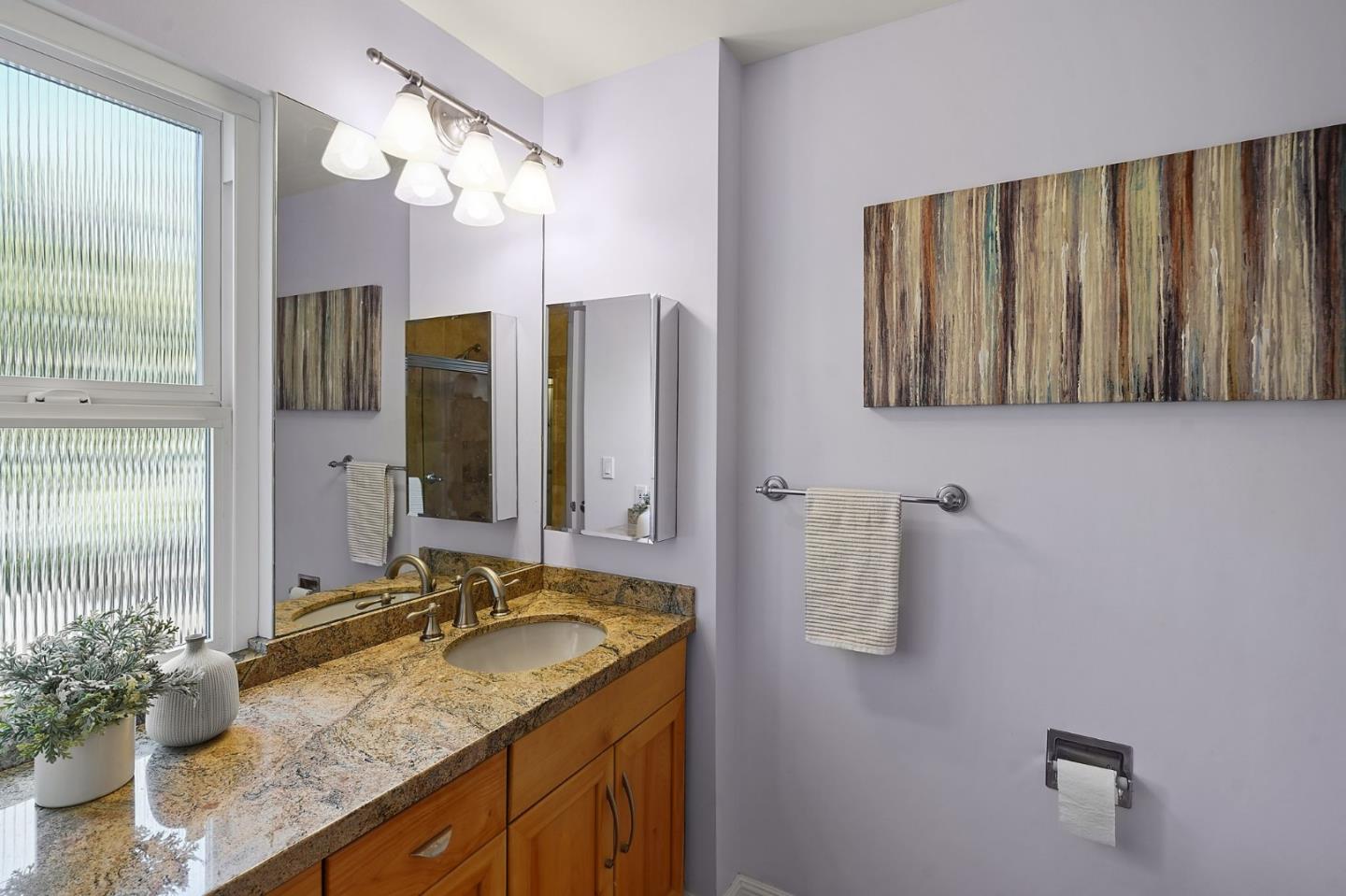 1124 Continentals WAY