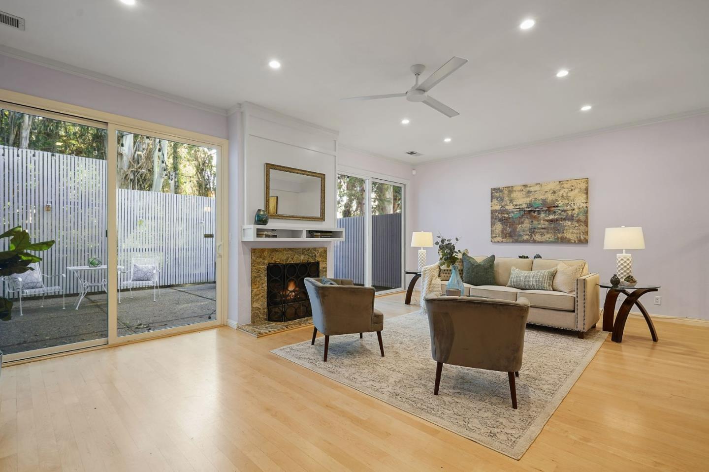 1124 Continentals WAY