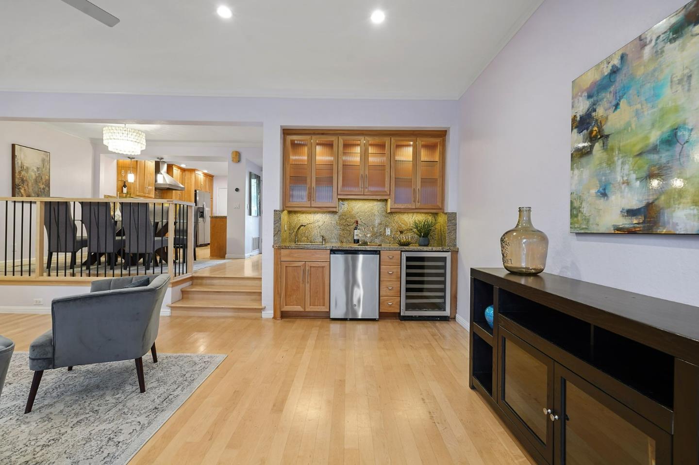 1124 Continentals WAY