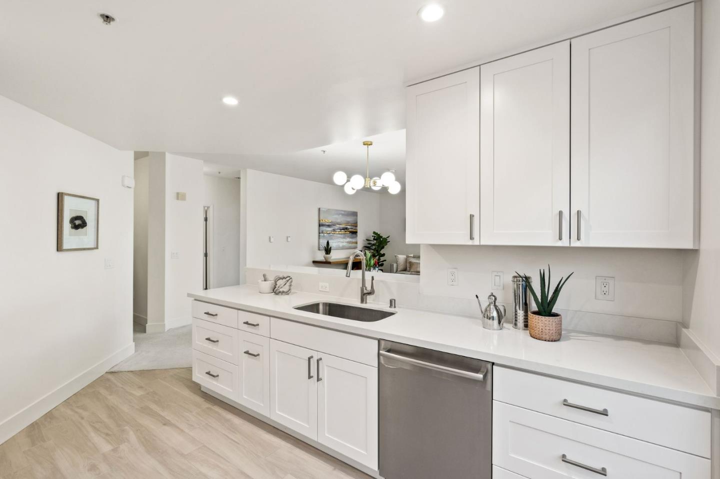 501 Crescent WAY 5103