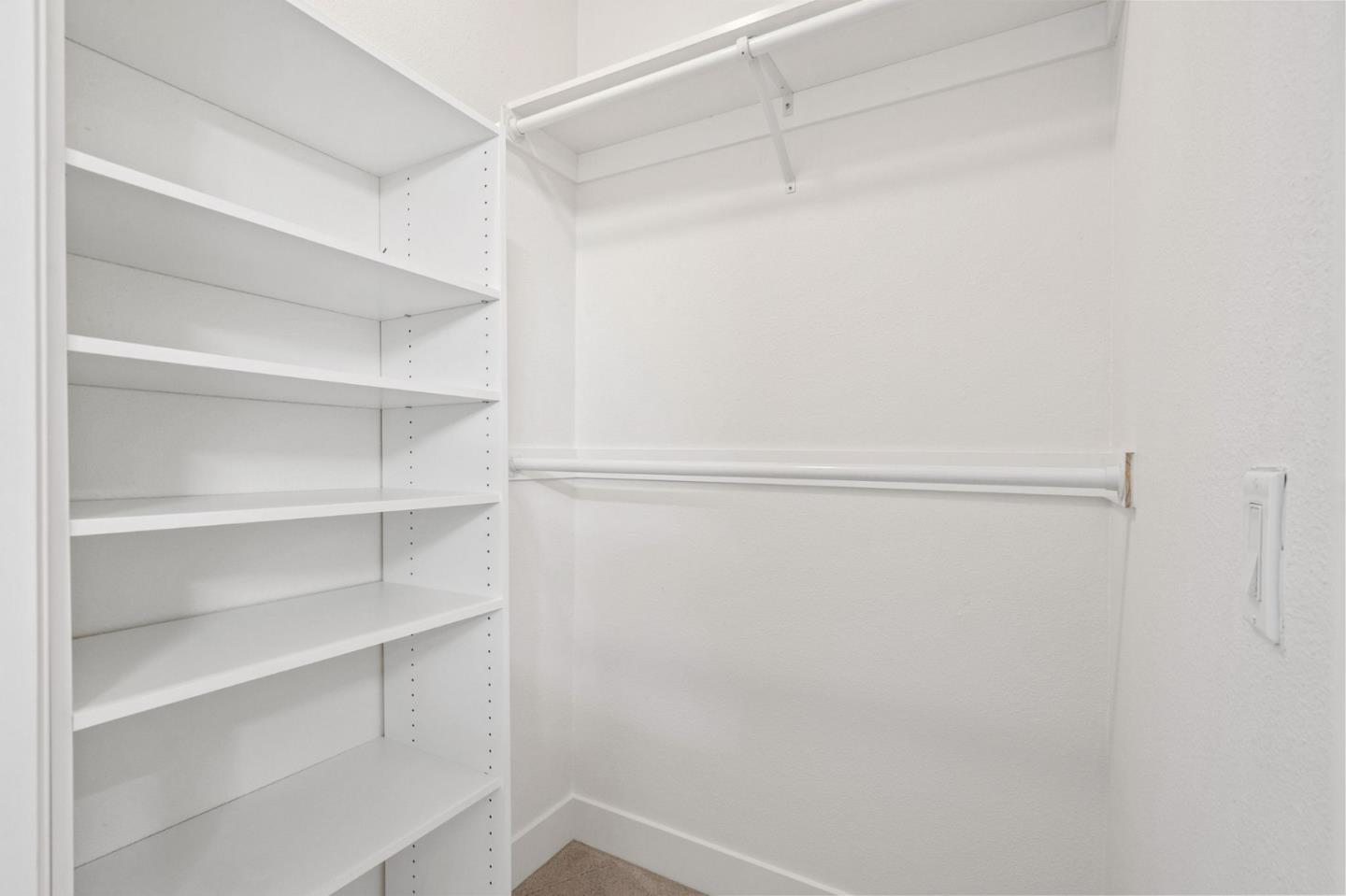 501 Crescent WAY 5103