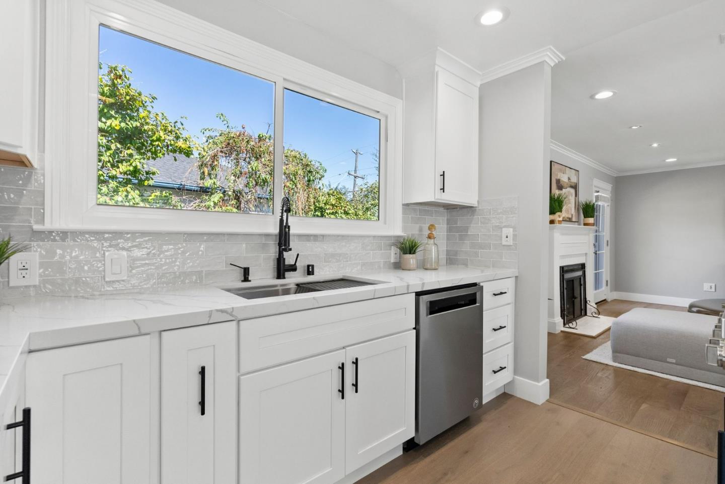 3521 Orinda DR