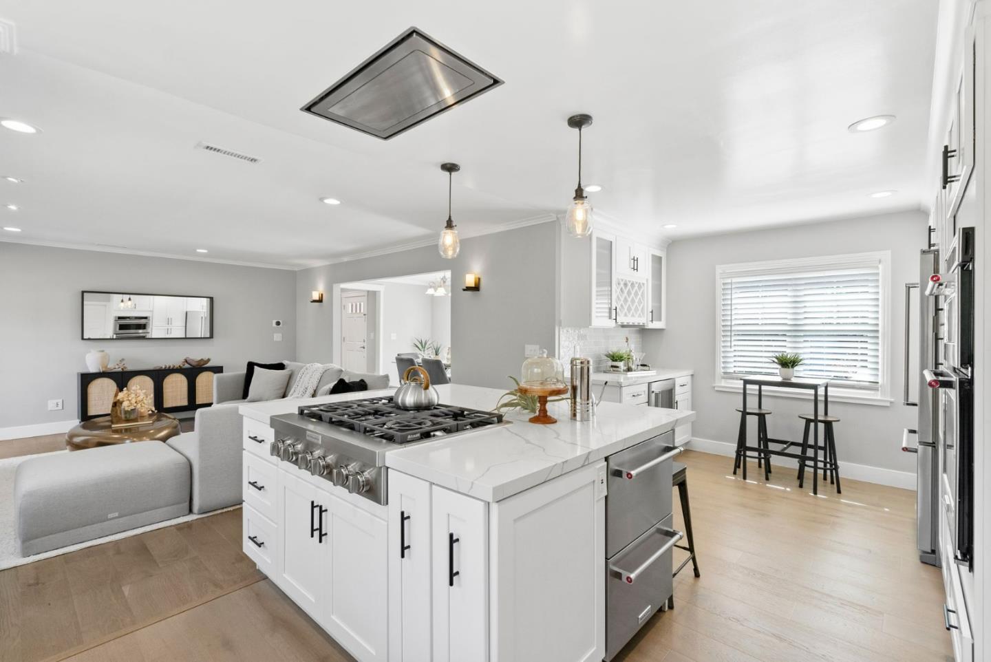 3521 Orinda DR