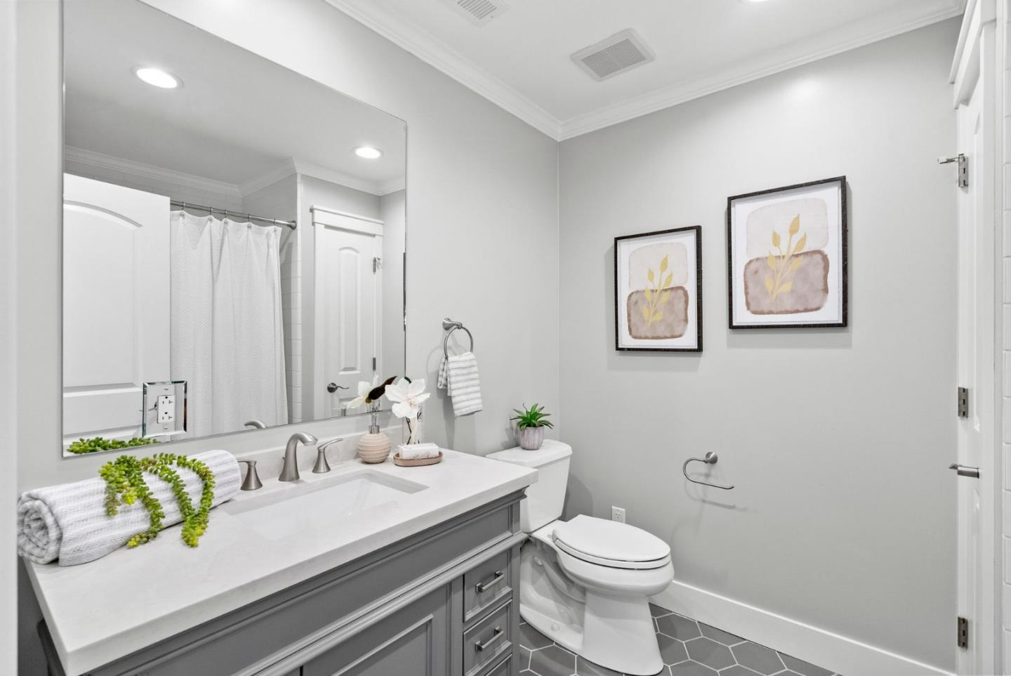 3521 Orinda DR