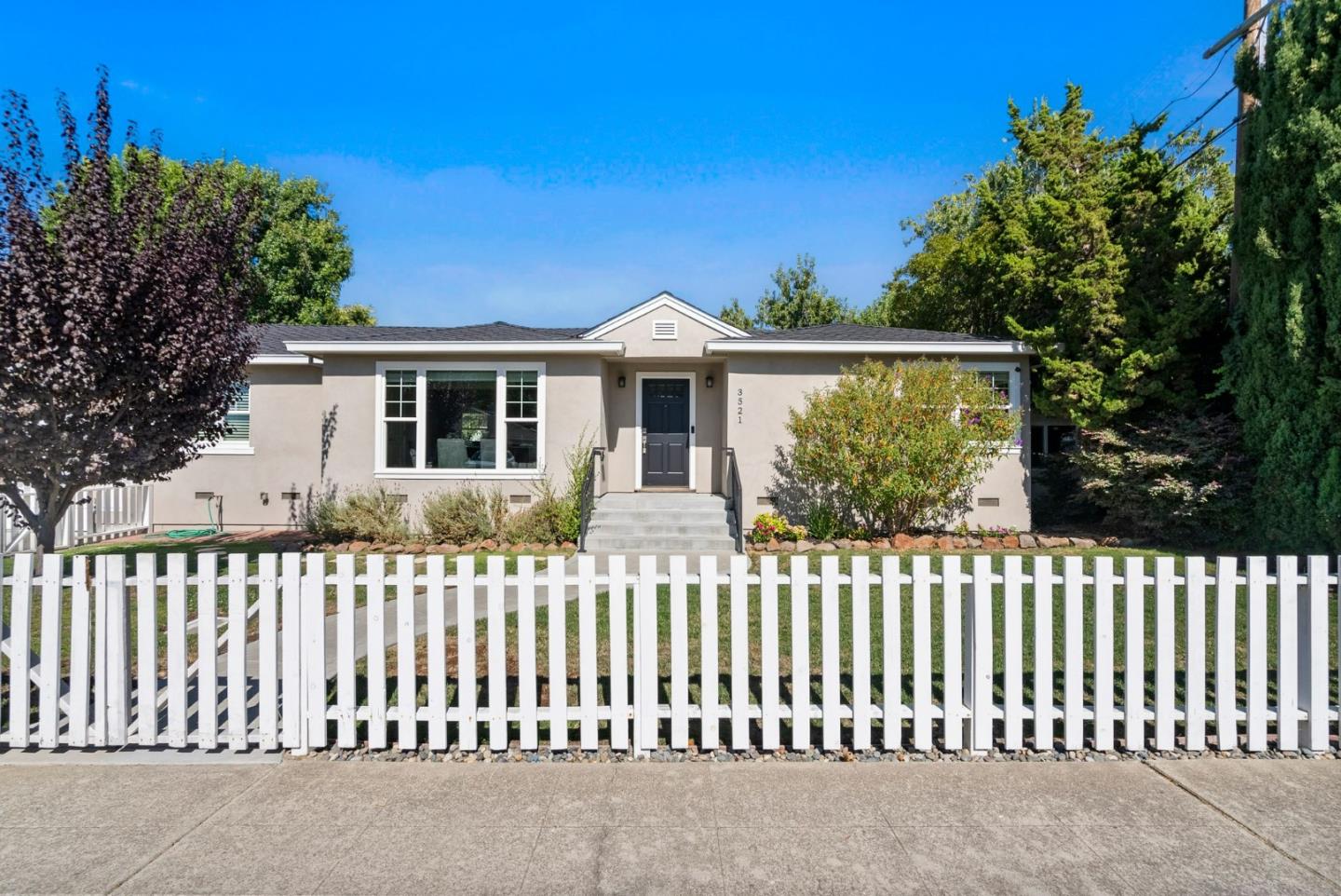 3521 Orinda DR