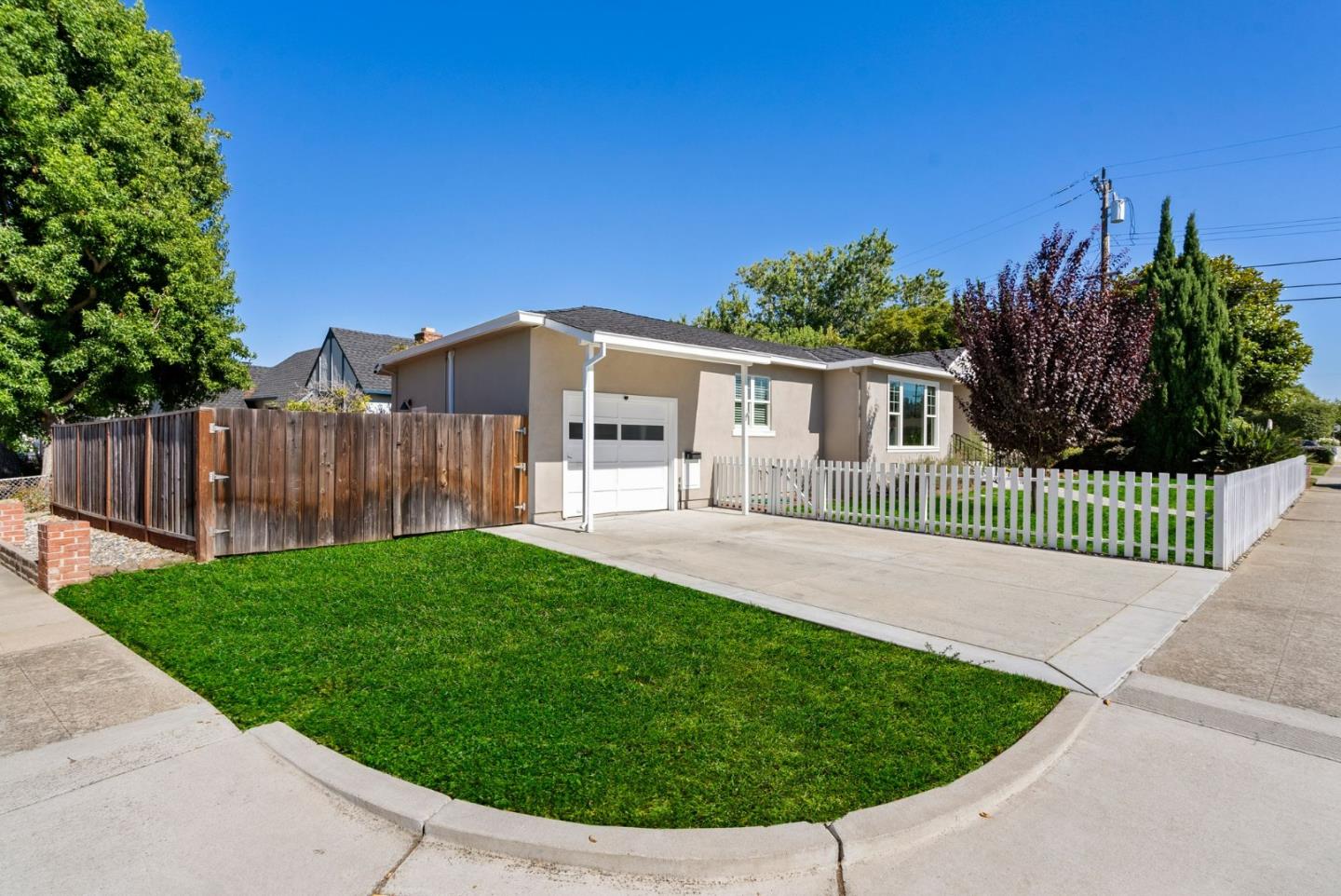 3521 Orinda DR