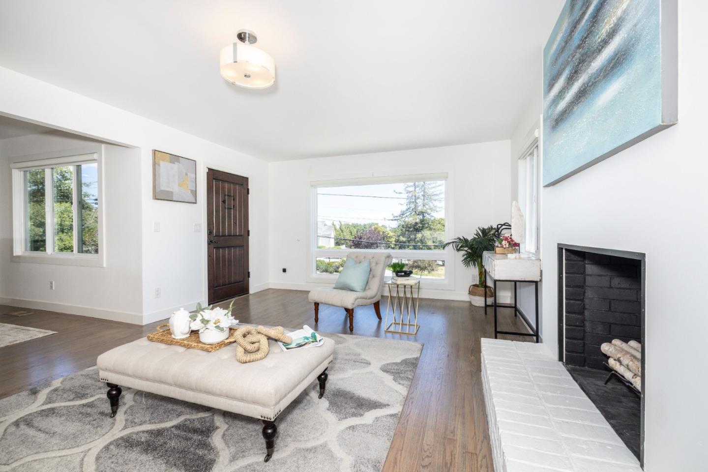 732 Alameda De Las Pulgas