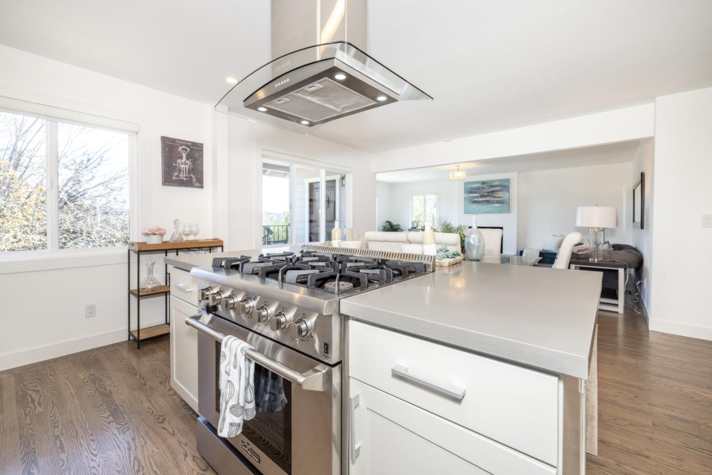 732 Alameda De Las Pulgas