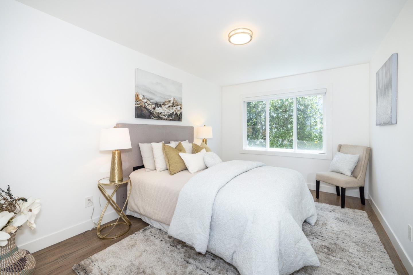 732 Alameda De Las Pulgas