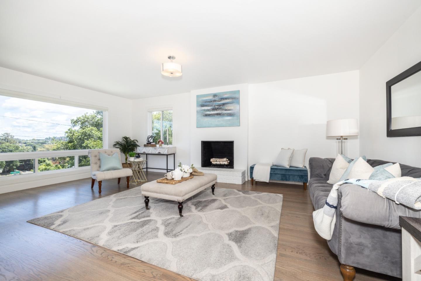 732 Alameda De Las Pulgas