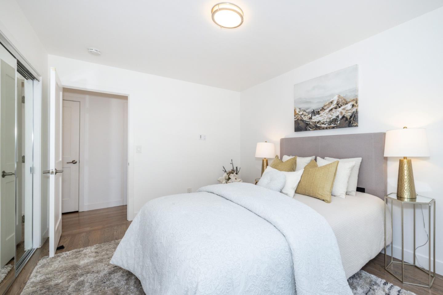 732 Alameda De Las Pulgas