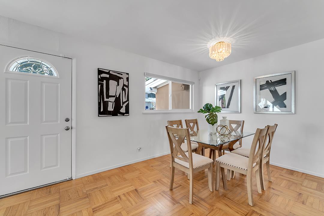 1210 Sleepy Hollow Lane