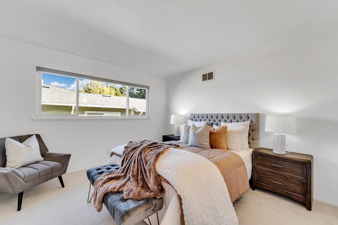 1210 Sleepy Hollow Lane