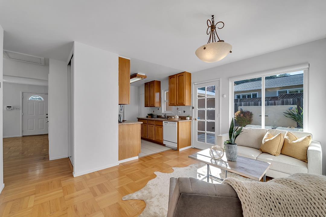 1210 Sleepy Hollow Lane