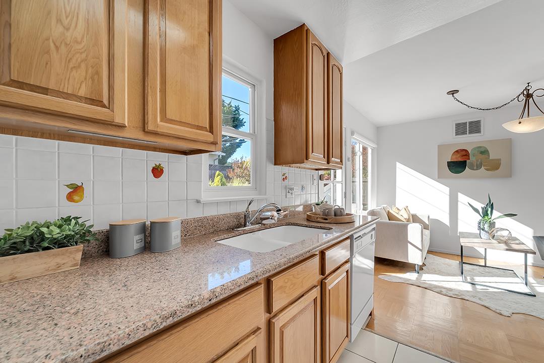 1210 Sleepy Hollow Lane