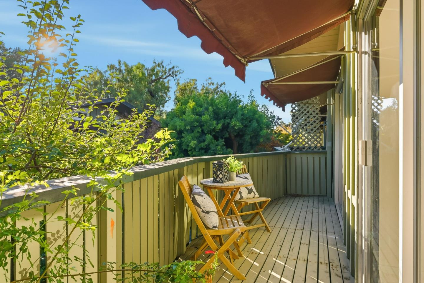 278 Monroe Drive 8