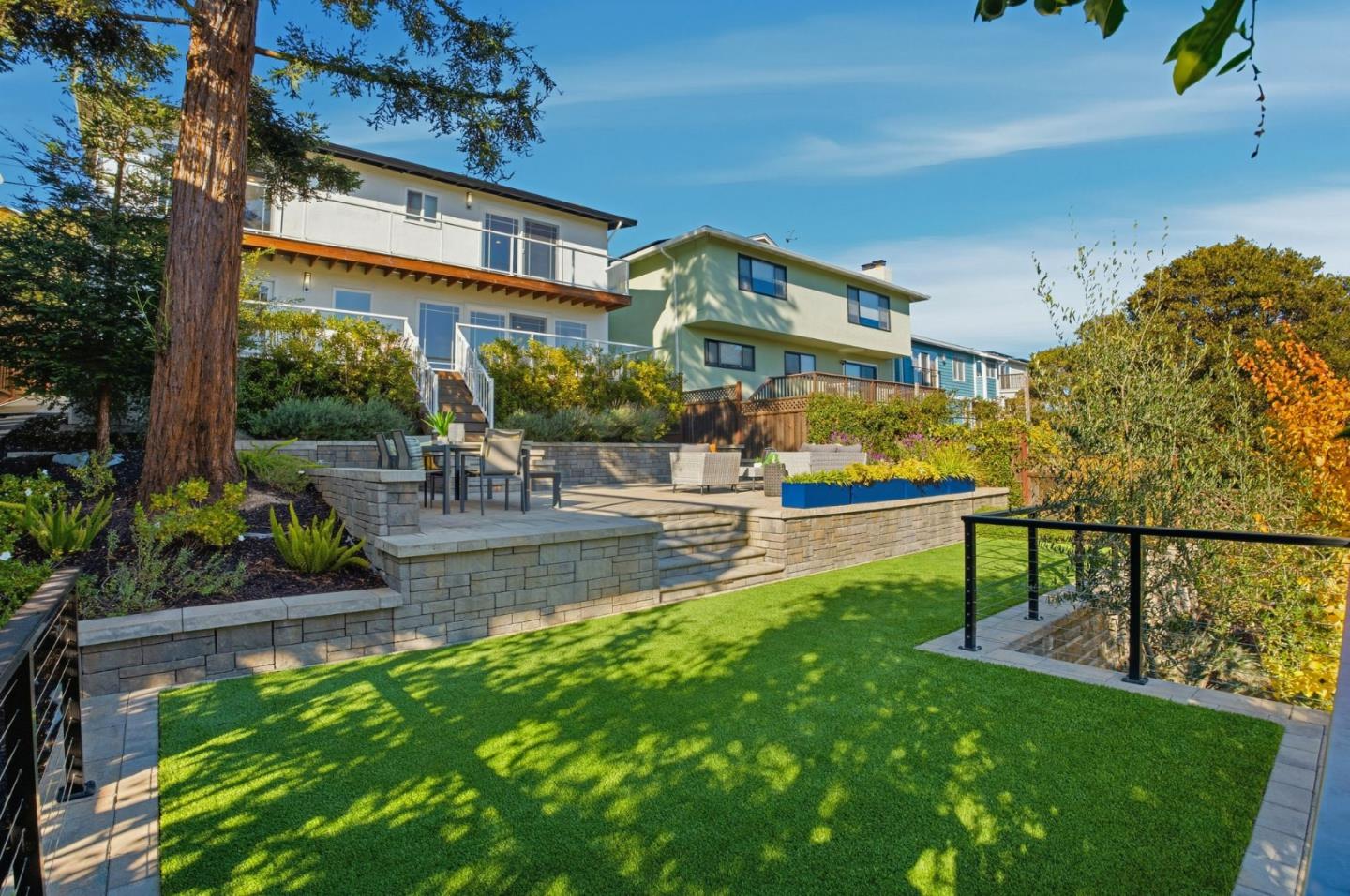 2109 Cipriani Boulevard