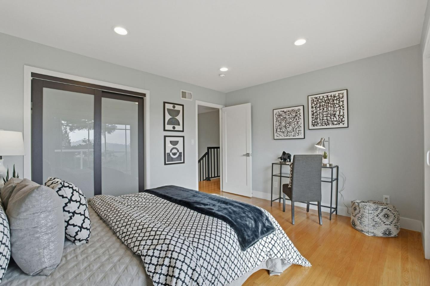 2109 Cipriani Boulevard